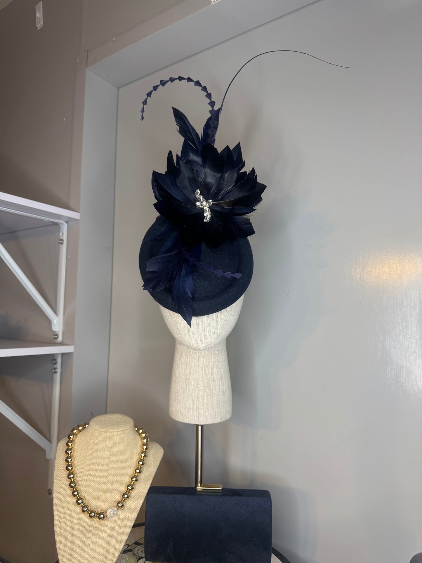 “Sophie”Navy feather felt/ wool plate pillbox