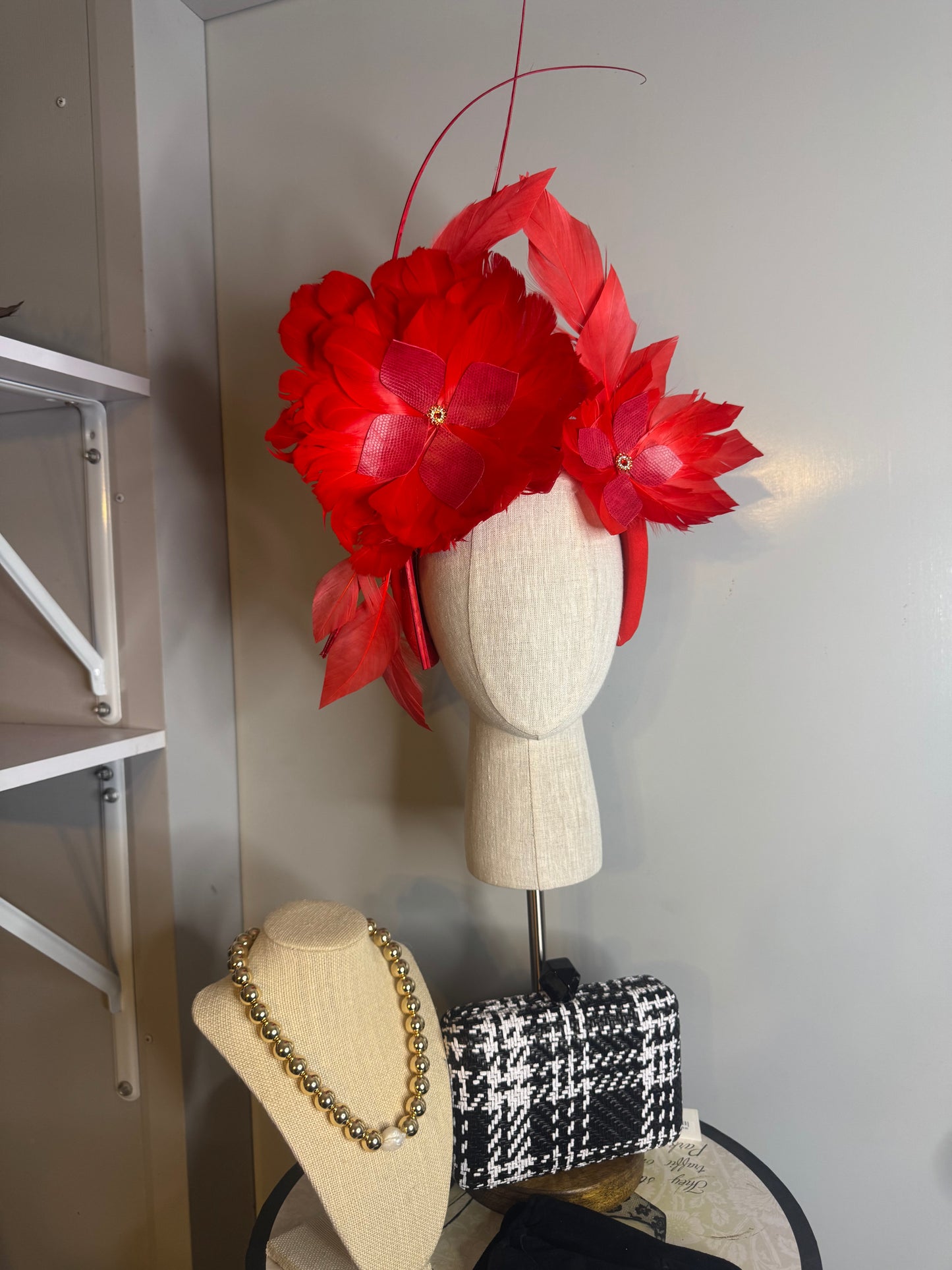 “Kate” Red feather statement