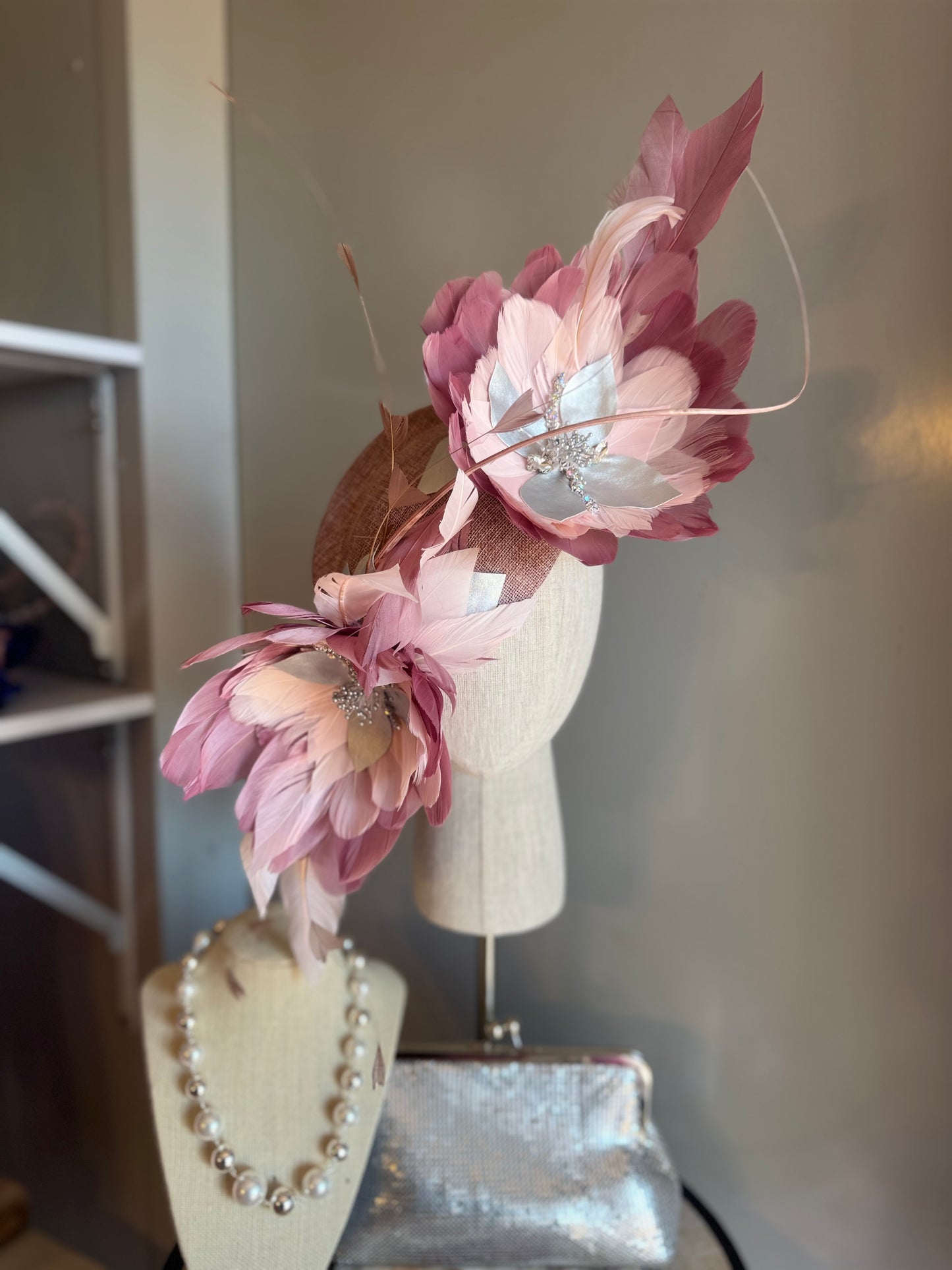 “Fleur” mauve & soft pink feather linen pillbox
