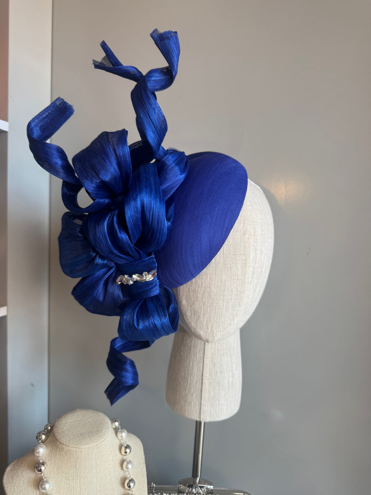 “Hollie” blue statement