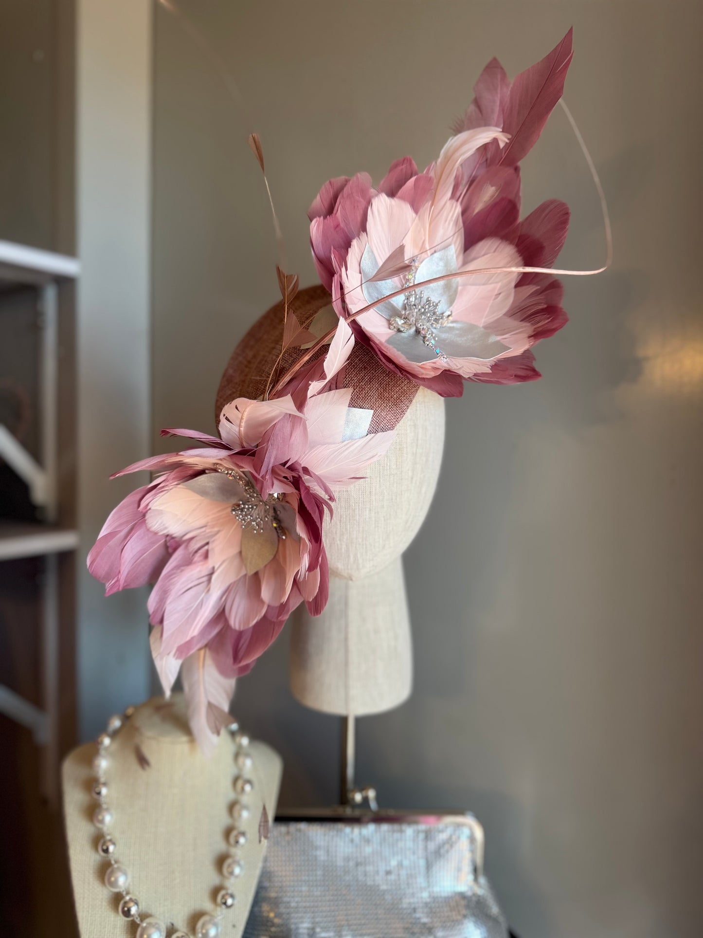 “Fleur” mauve & soft pink feather linen pillbox