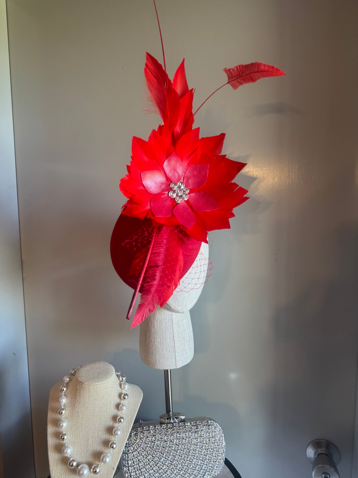 “Neralie” Red feather pillbox