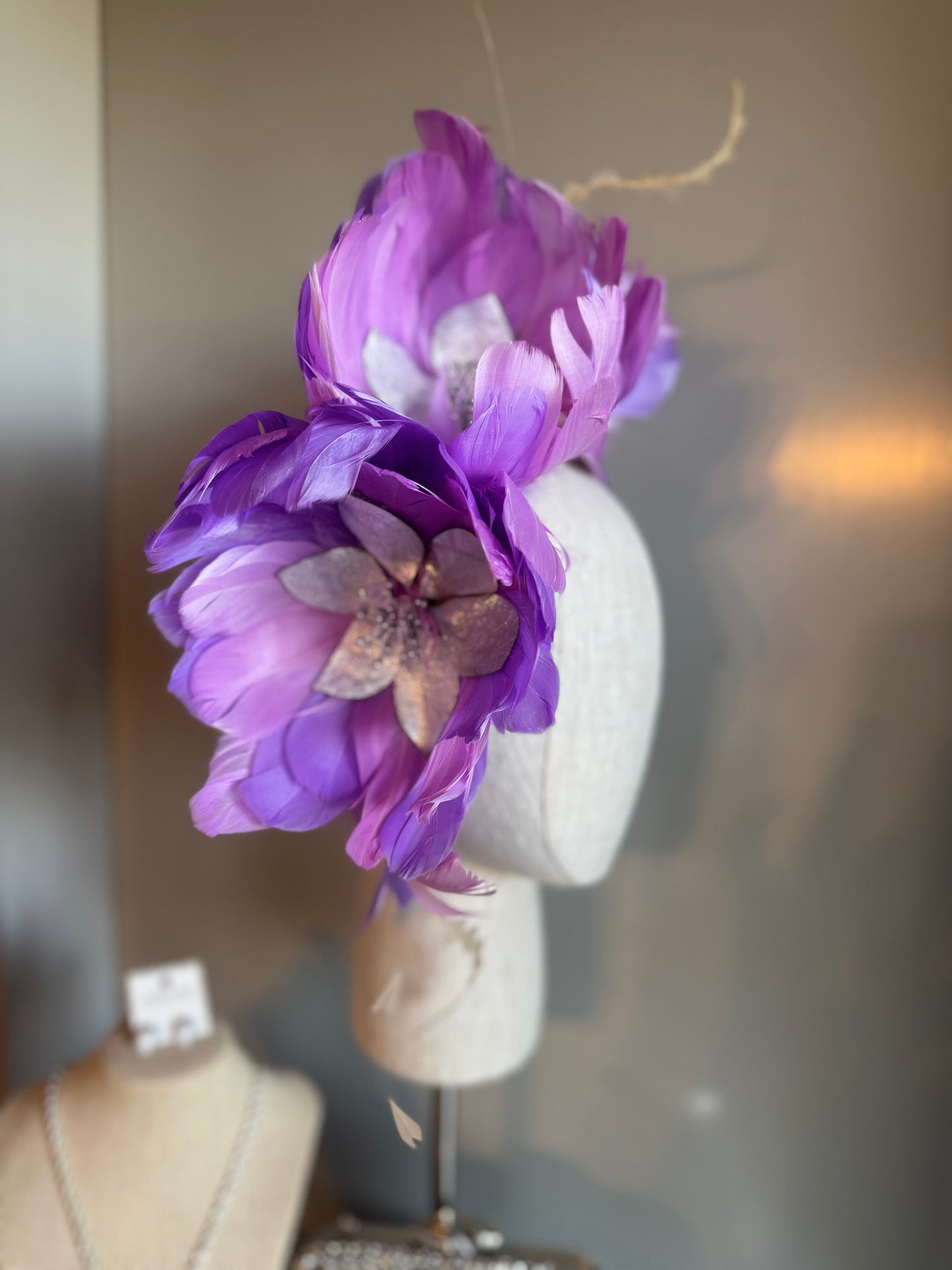 “Simmie” lilac & silver feather floral