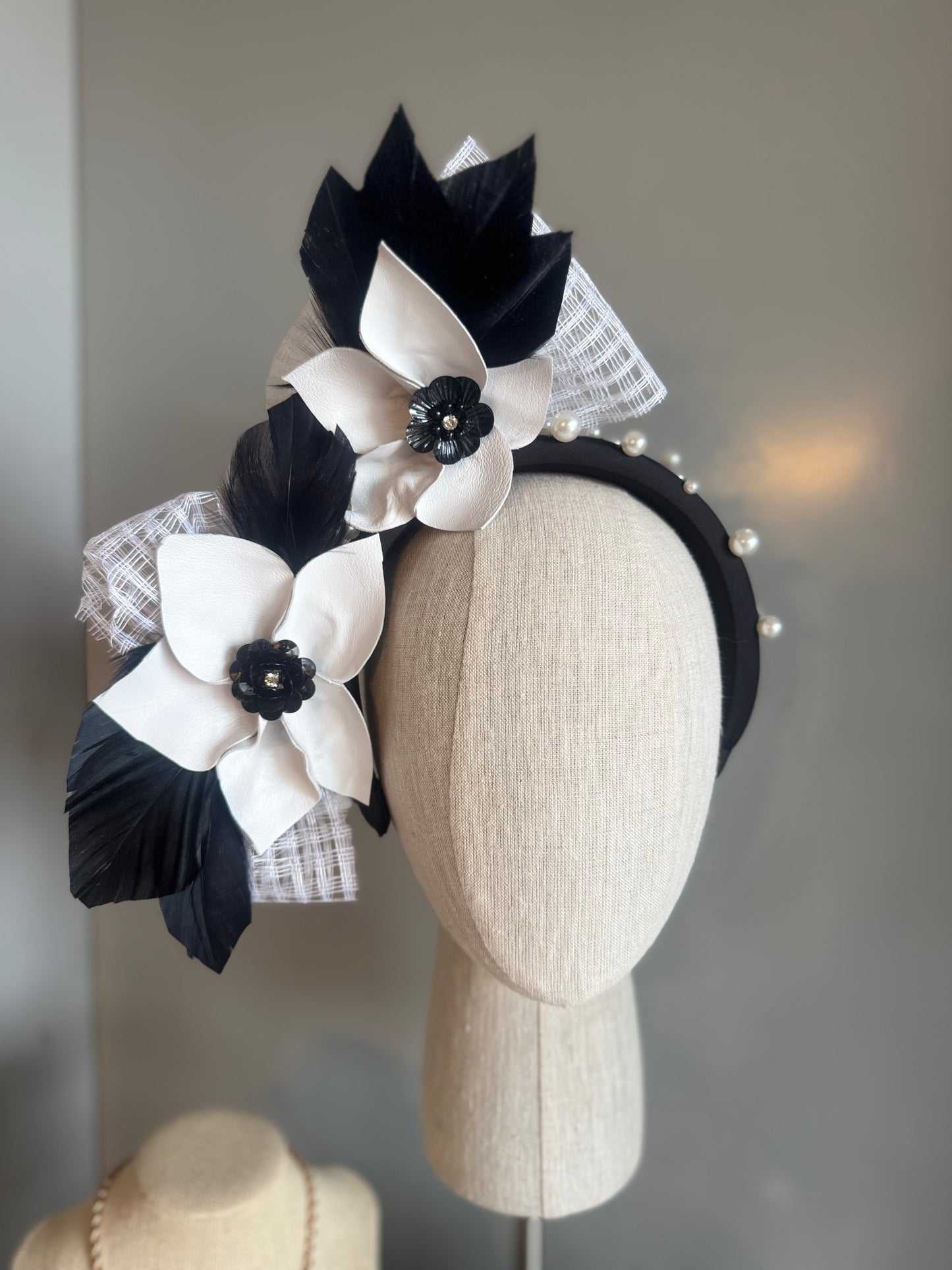 “Candice” Black & white statement