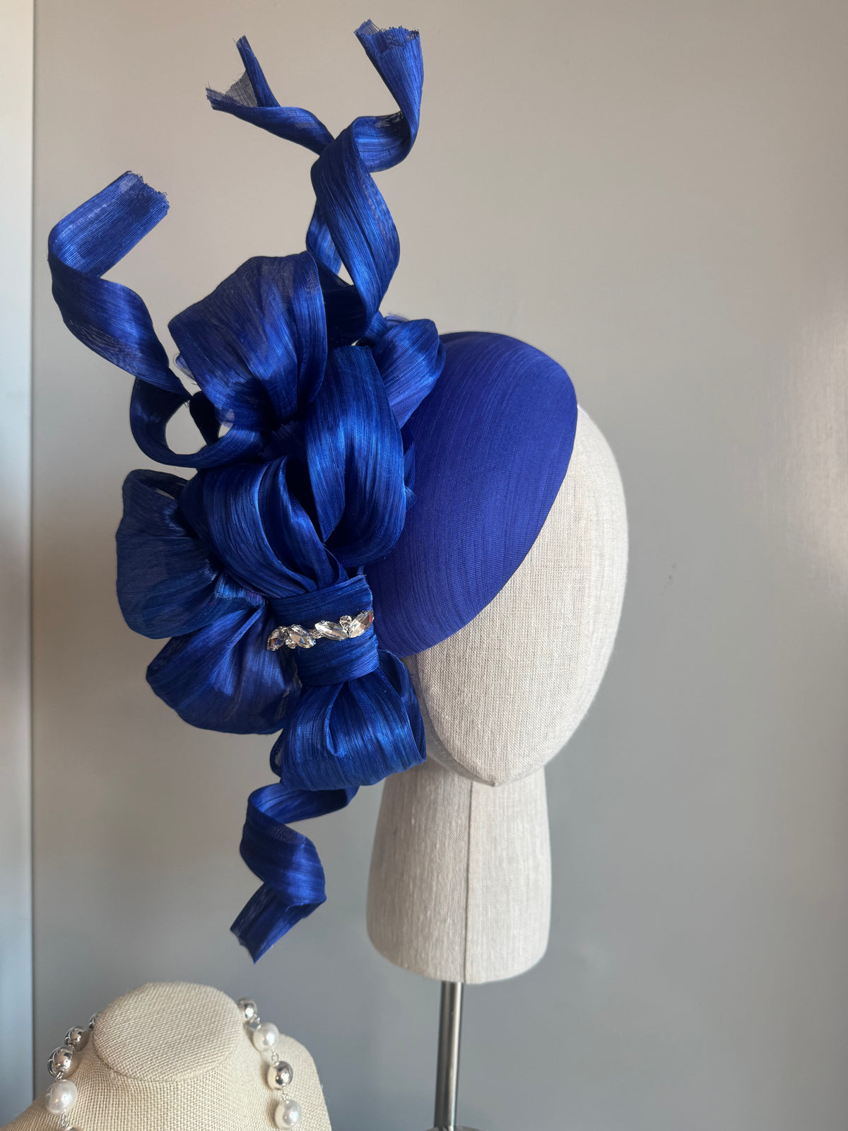 “Hollie” blue statement