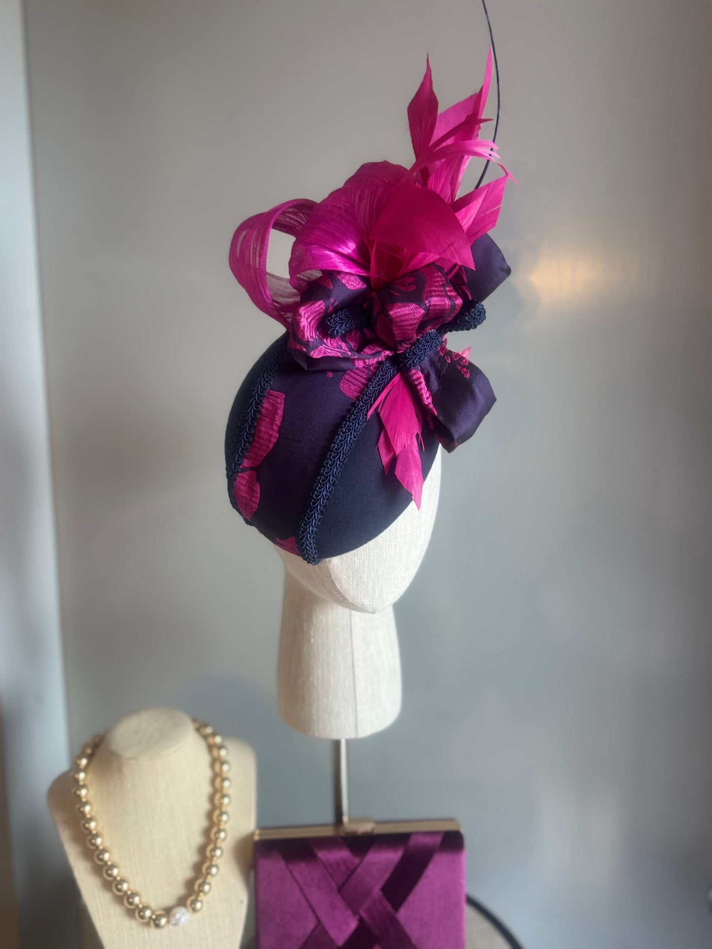 “Phillipa” Navy & Magenta felt/wool pillbox
