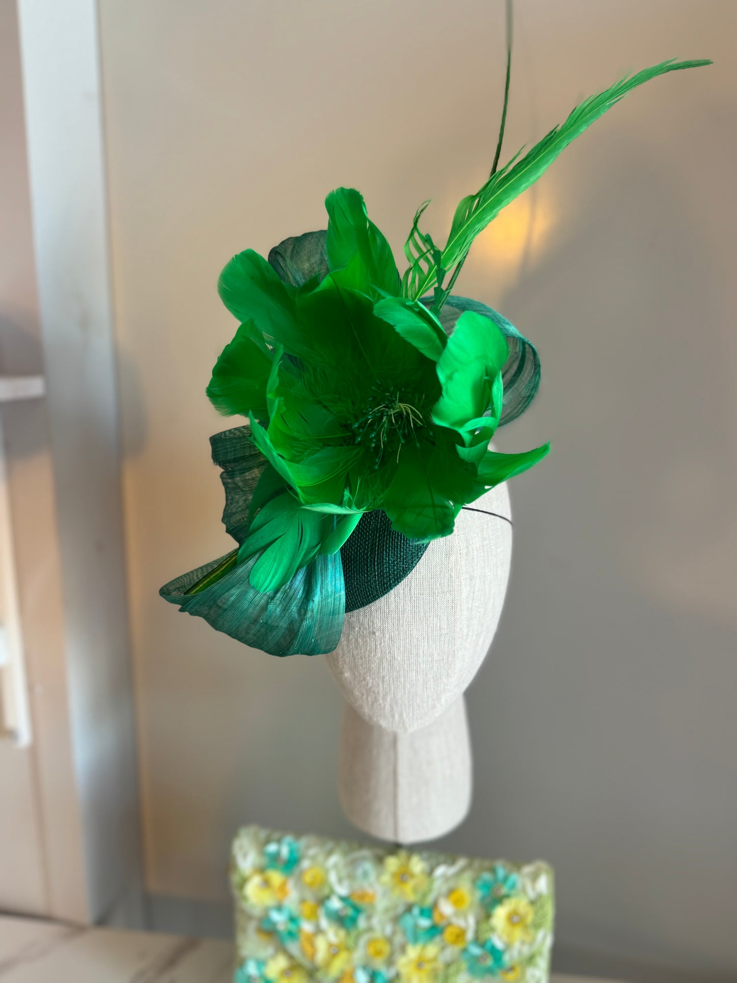 “Kiki” green feather statement