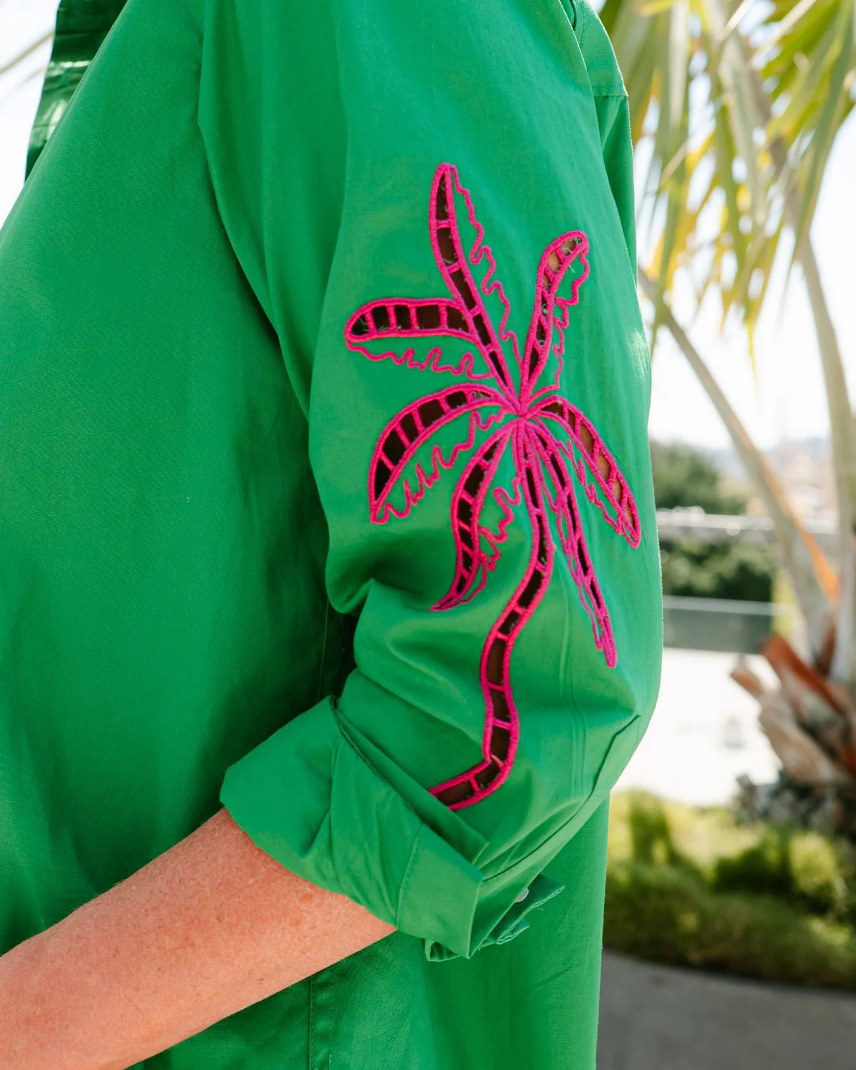 Briella Green palm cotton shirt size Small (8/10)