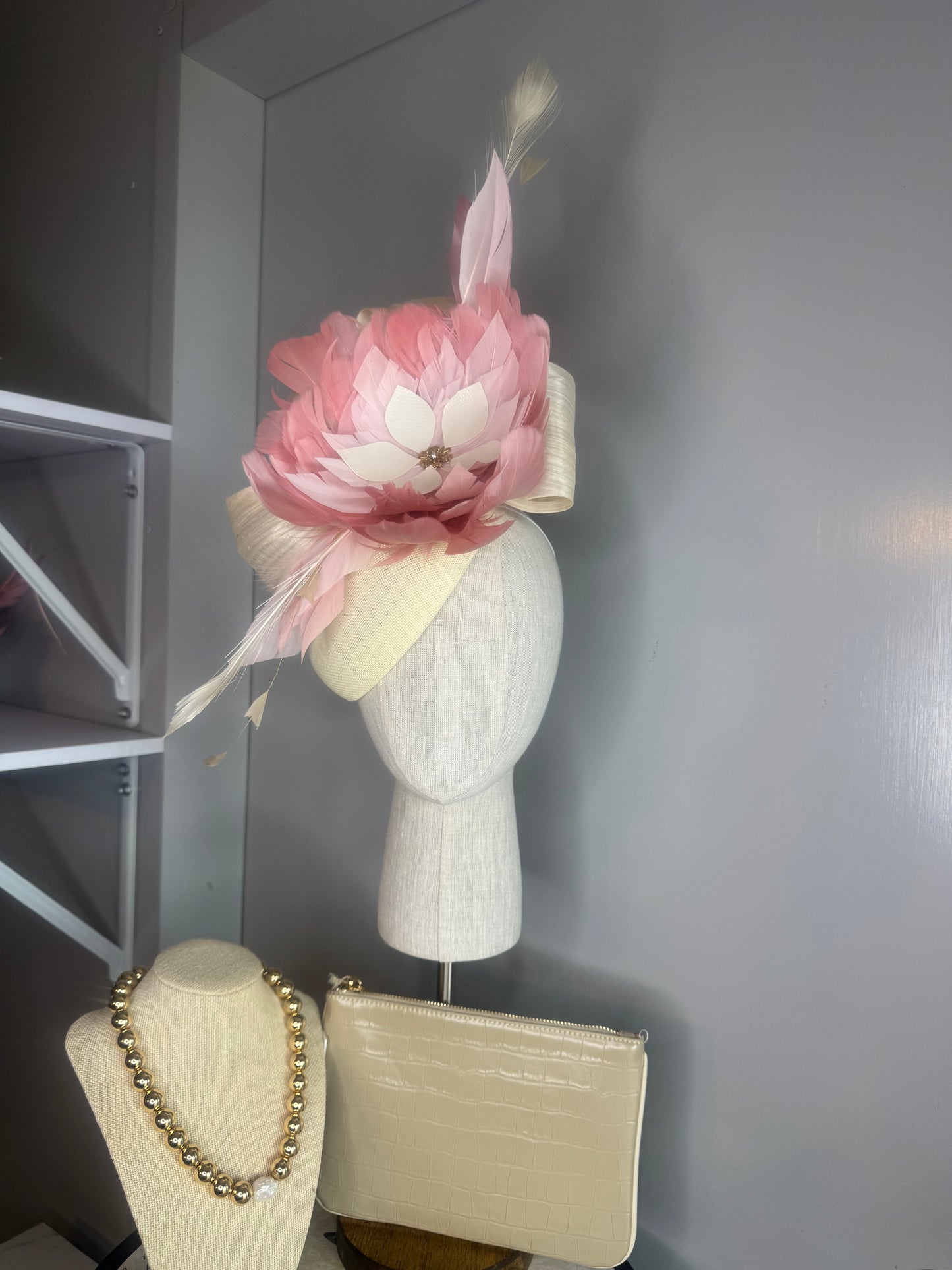 “Sara may” cream & pink feather statement pillbox