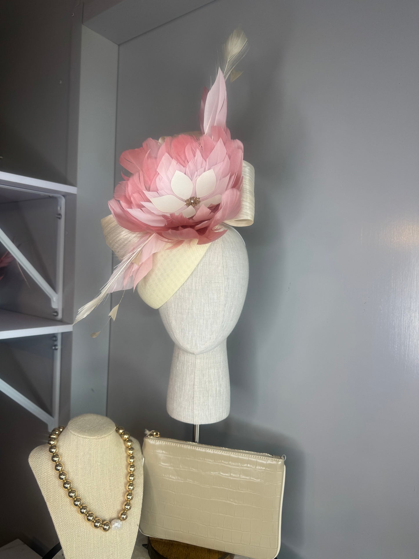 “Sara may” cream & pink feather statement pillbox