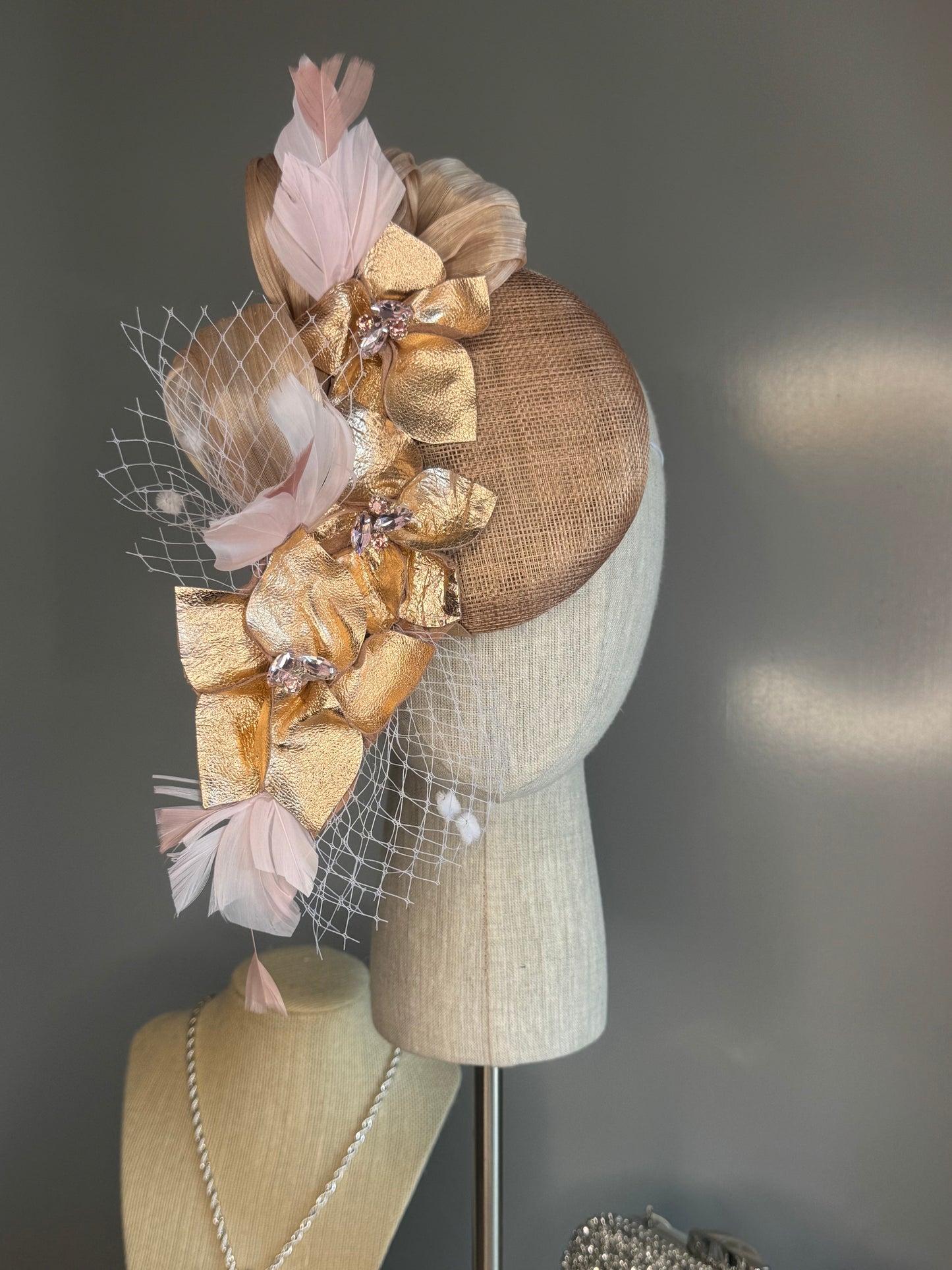 “Scottie” rose gold soft pink statement