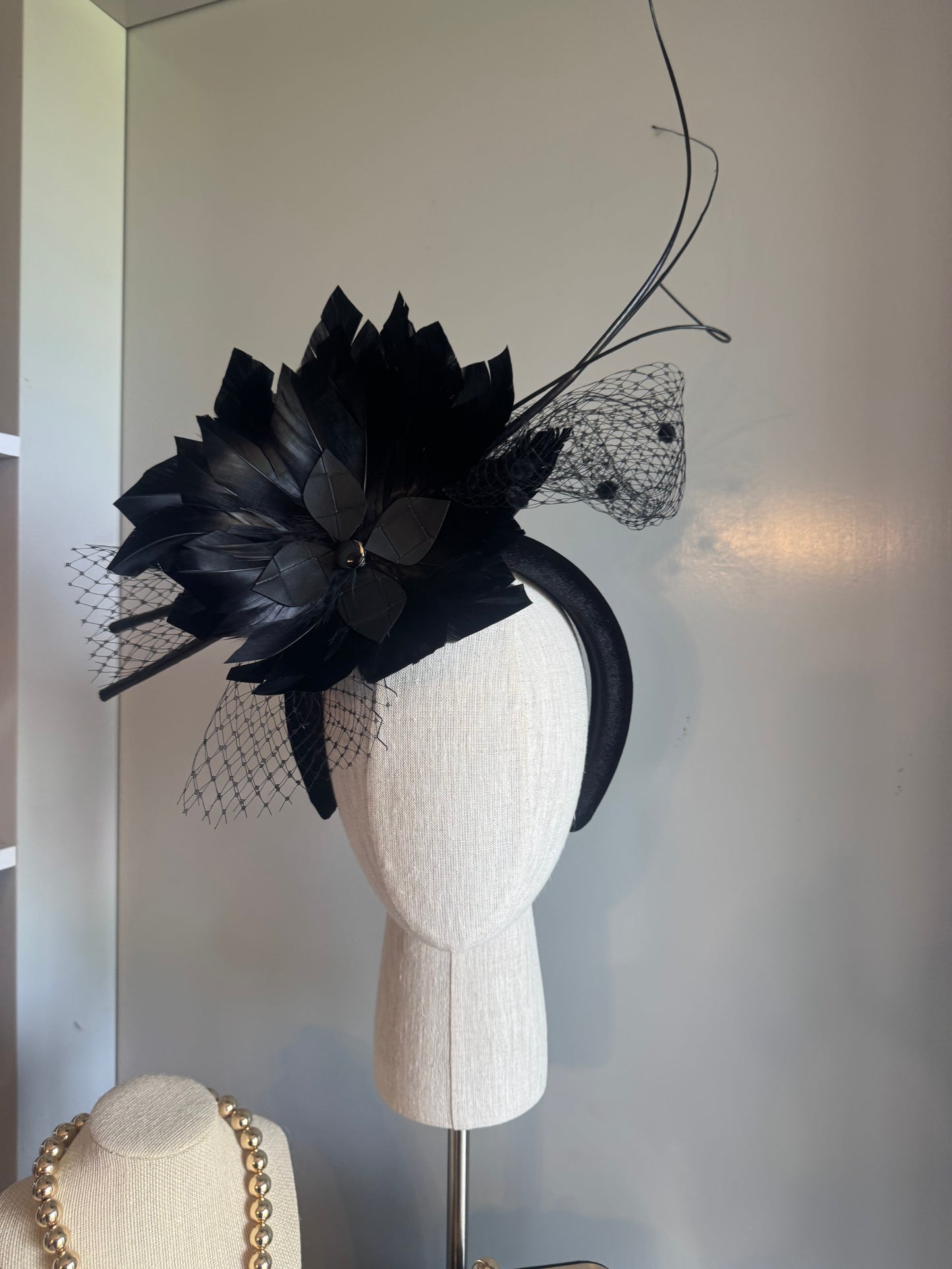“bobbi” black feather statement