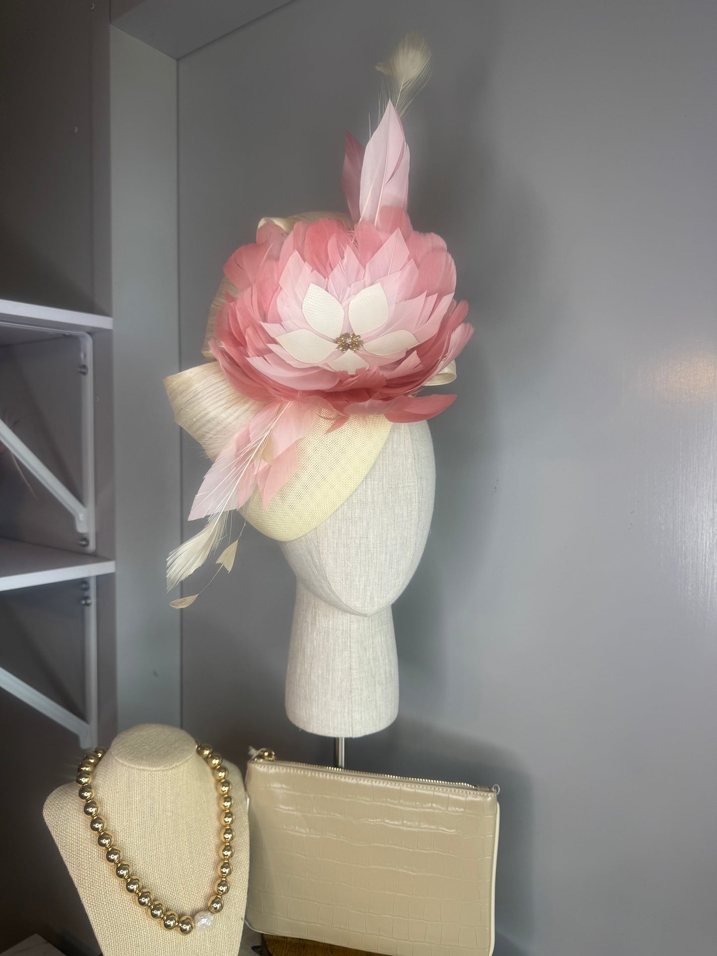 “Sara may” cream & pink feather statement pillbox