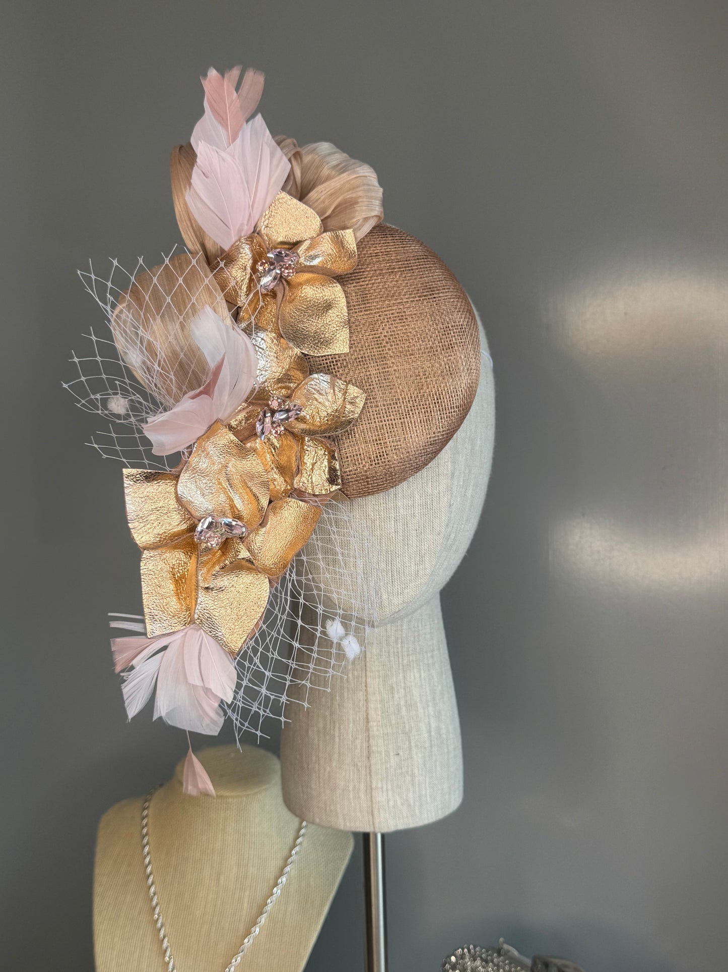 “Scottie” rose gold soft pink statement