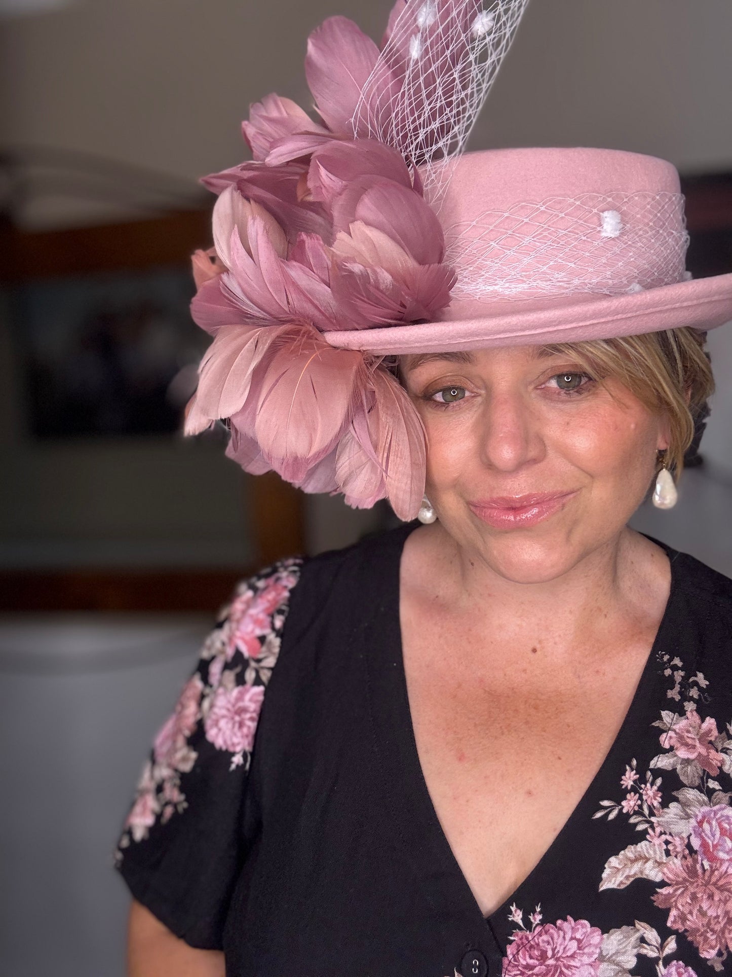 “Lee” pink,mauve & white tweedsmuir hat