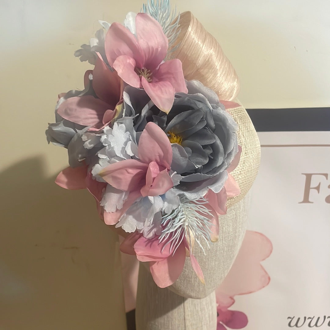 Blue,pinks and ivory floral